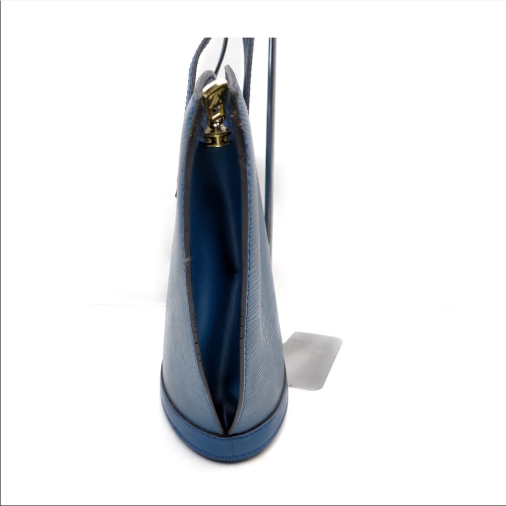 Louis Vuitton Blue Handbag - Picture 4 of 13